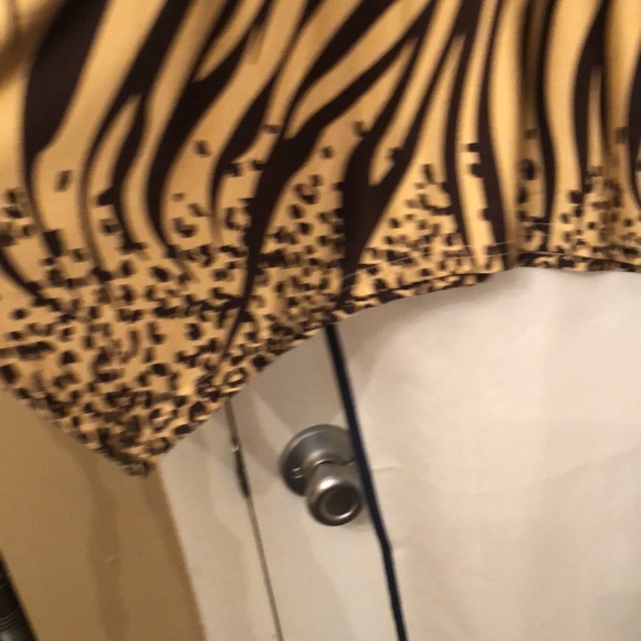 Top - Picture 5 of 6